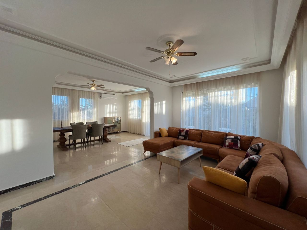 Villa in Alanya, Turkey, 580 m² - picture 1