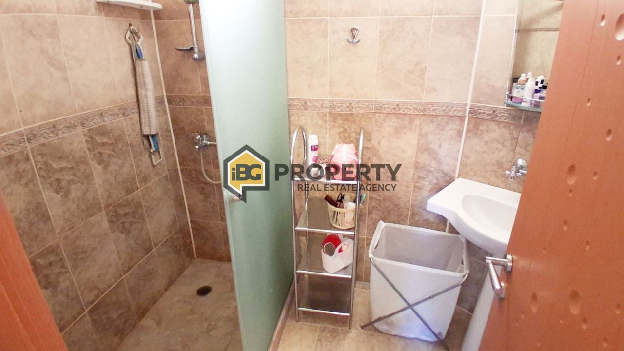 Flat in Byala, Bulgaria, 102 m² - picture 10