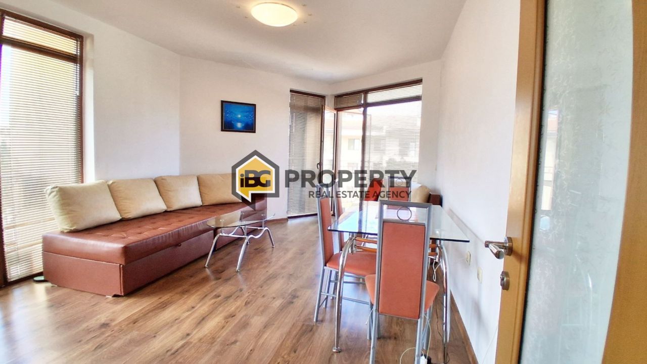 Piso en Byala, Bulgaria, 102 m² - imagen 1