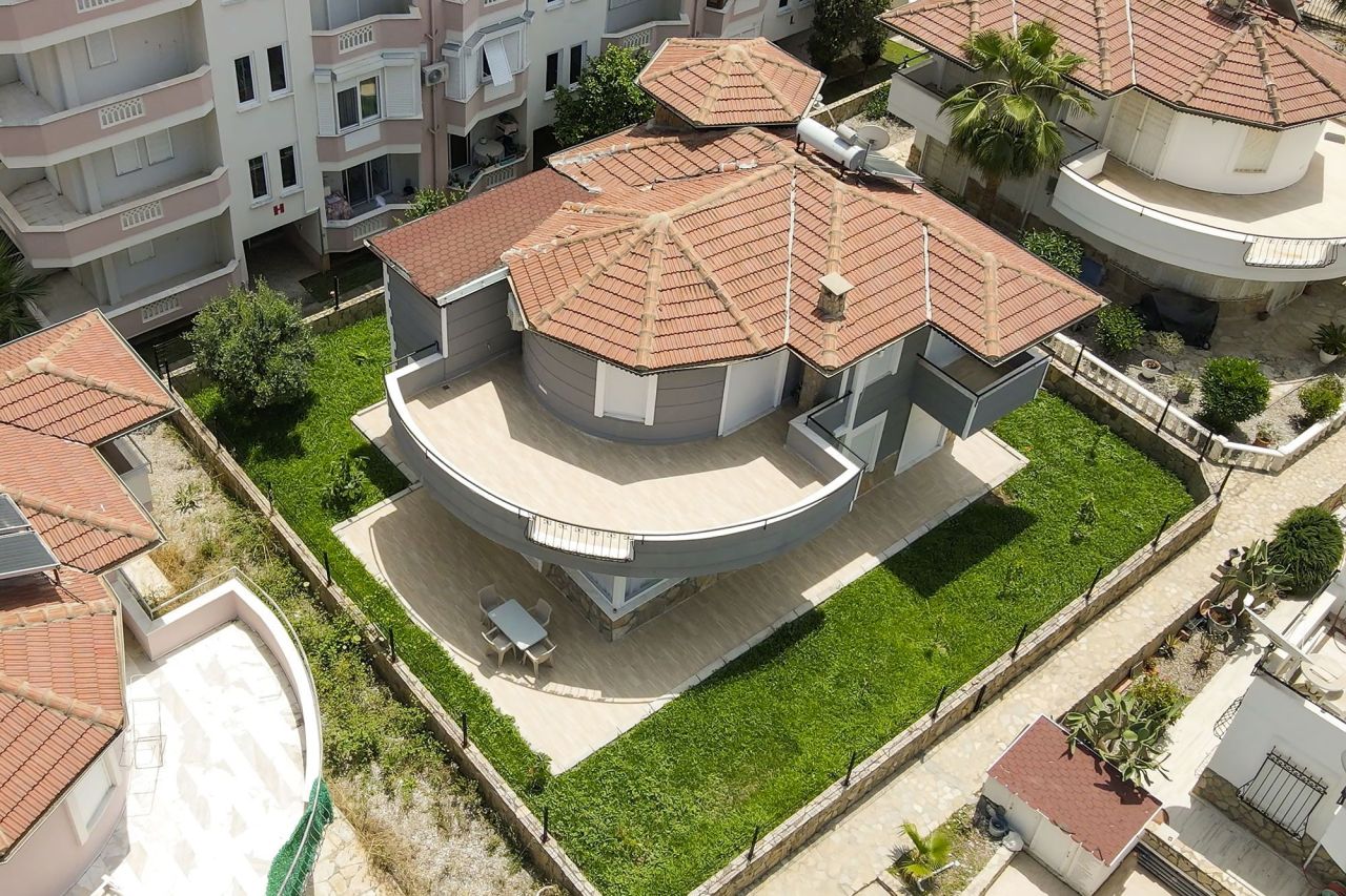 Villa in Alanya, Türkei, 200 m² - Foto 1