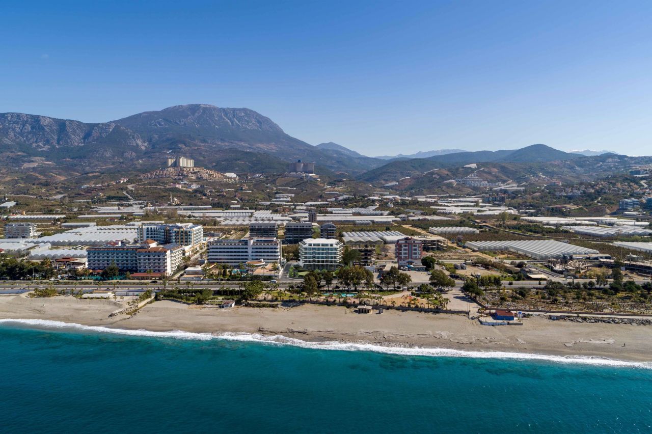 Commercial property in Alanya, Turkey, 74 m² - picture 2