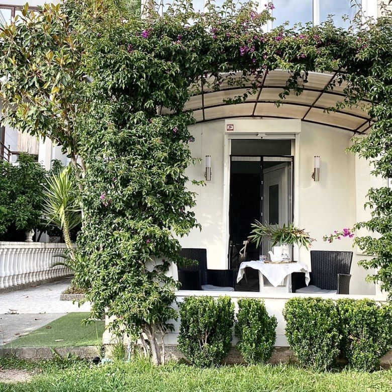 Piso en Petrovac, Montenegro, 46 m² - imagen 1