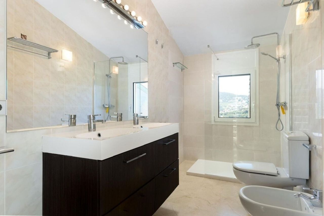 Villa in Barcelona, Spain, 555 m² - picture 14