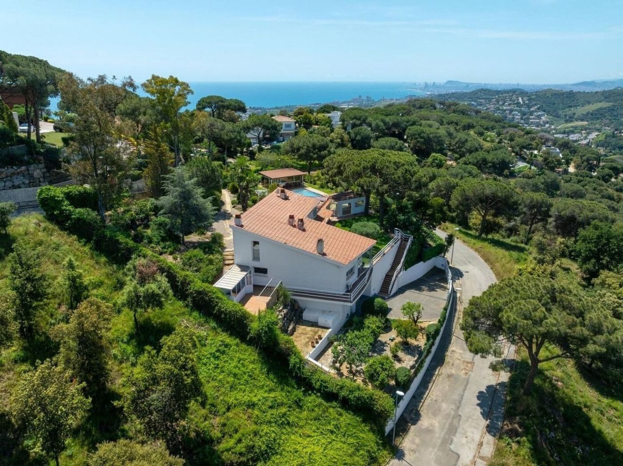 Villa in Barcelona, Spain, 555 m² - picture 18