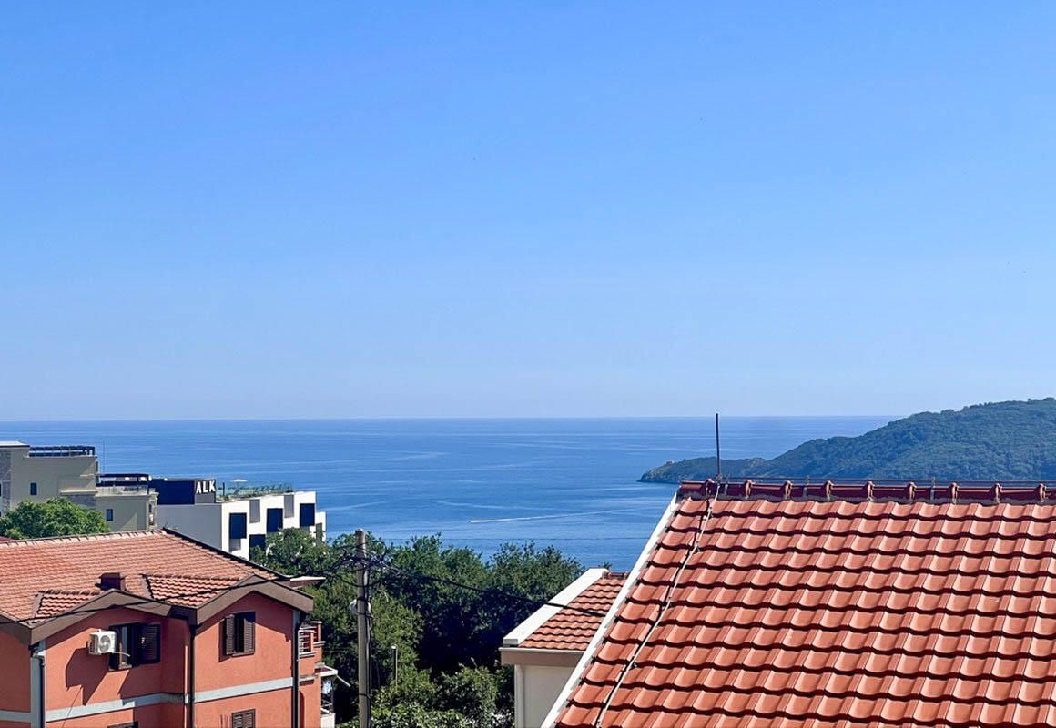 Piso en Becici, Montenegro, 53 m² - imagen 1