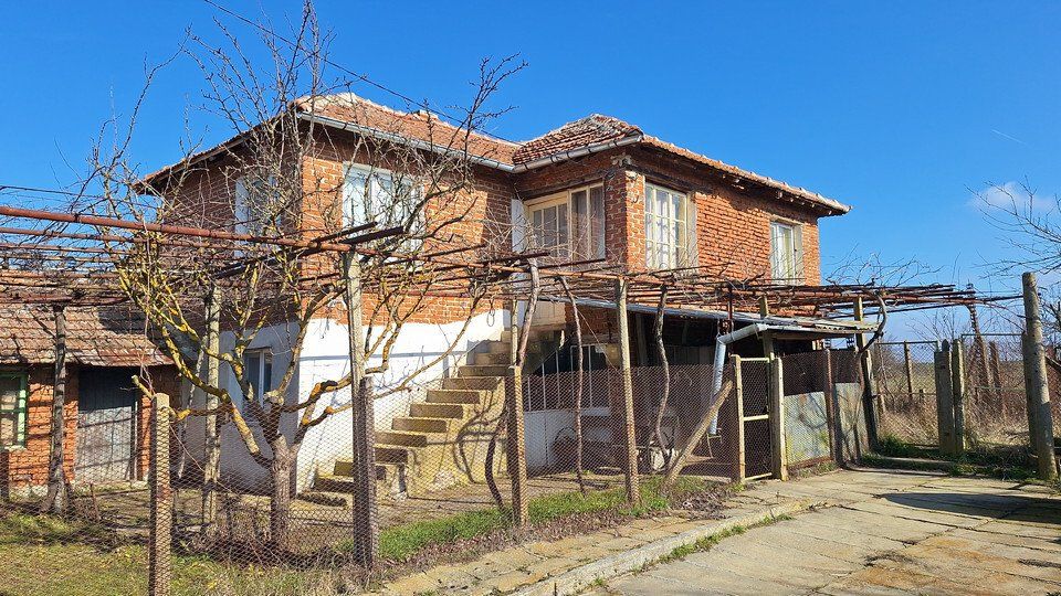 House Elhovo, Bulgaria, 100 m² - picture 1