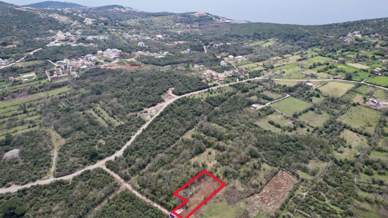 Terreno Zagora, Montenegro, 1 360 m² - imagen 1