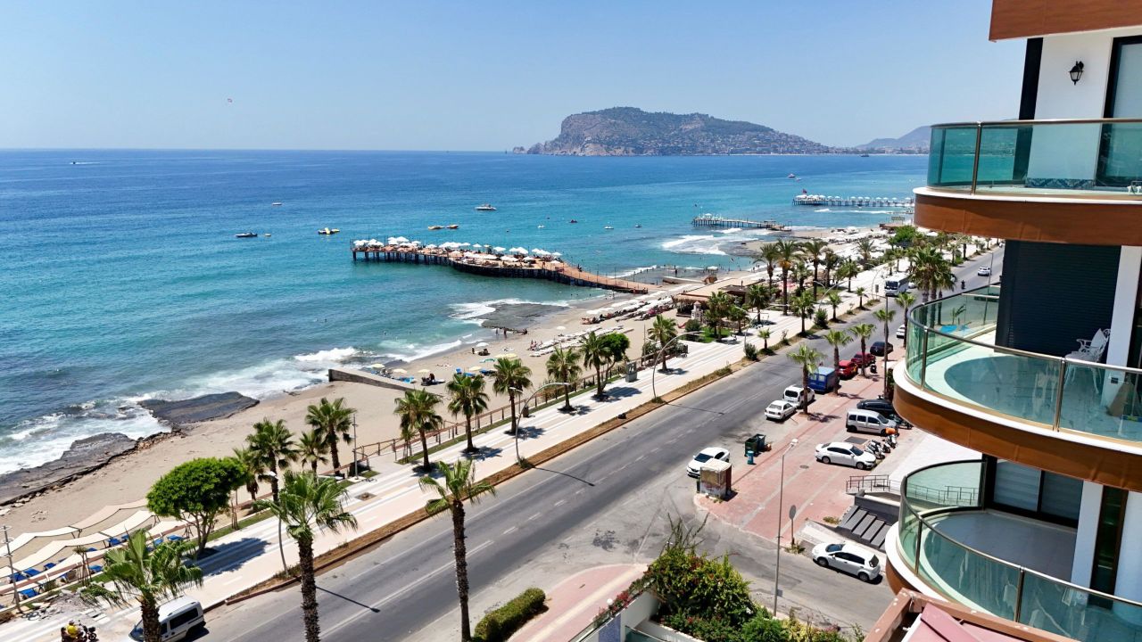 Apartment in Alanya, Turkey, 165 m² - picture 1