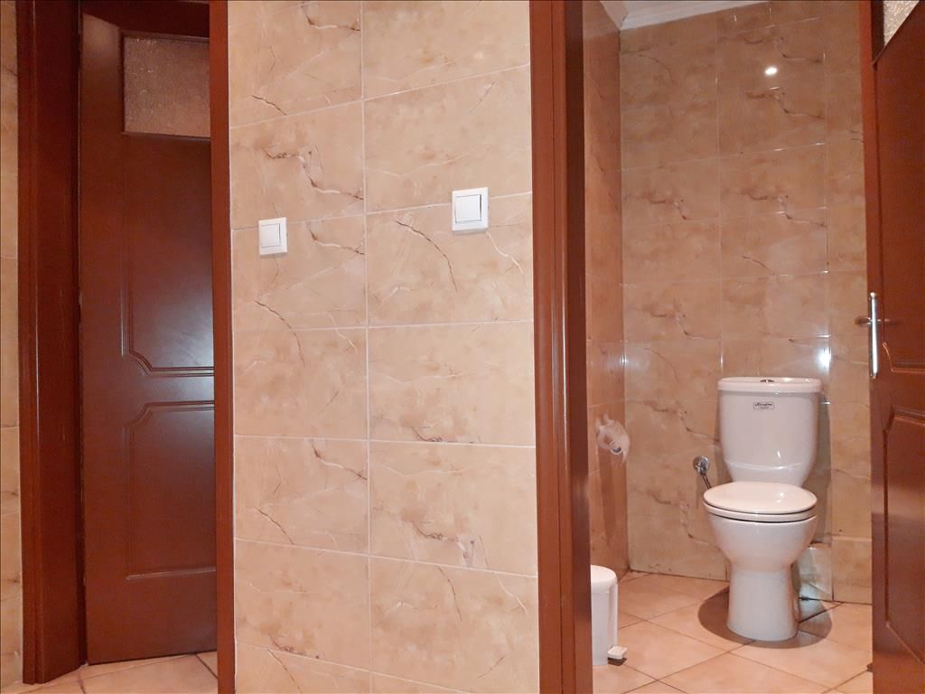 Propiedad comercial en Atenas, Grecia, 100 m² - imagen 3