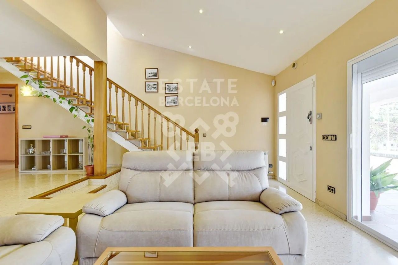 Villa à Blanes, Espagne, 397 m² - image 3