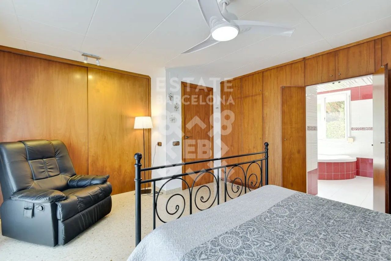 Villa à Blanes, Espagne, 397 m² - image 5