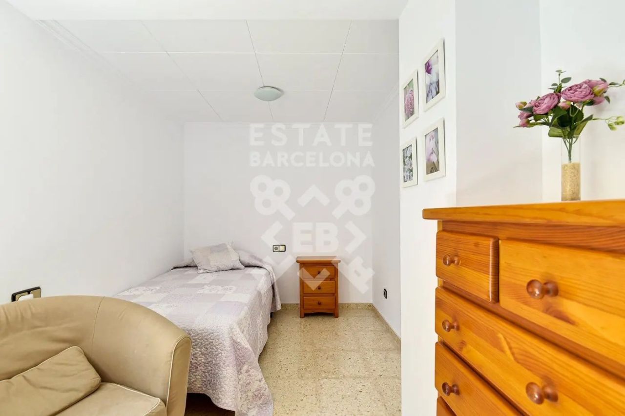 Villa à Blanes, Espagne, 397 m² - image 8