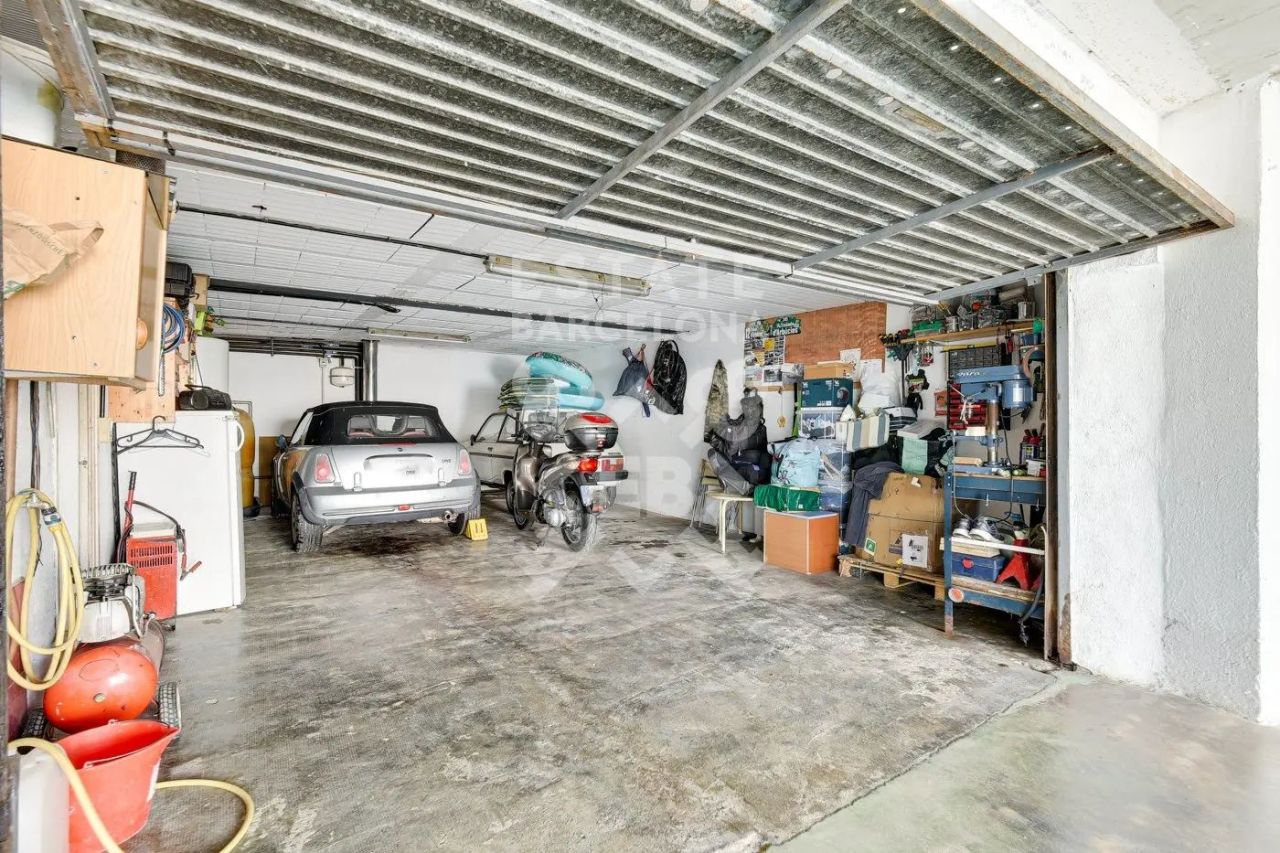 Villa à Blanes, Espagne, 397 m² - image 13