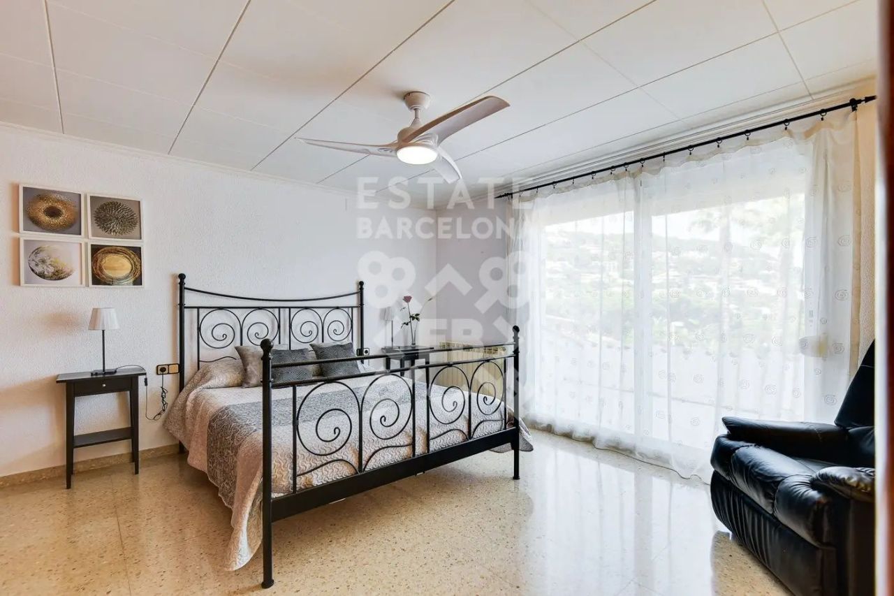 Villa à Blanes, Espagne, 397 m² - image 15