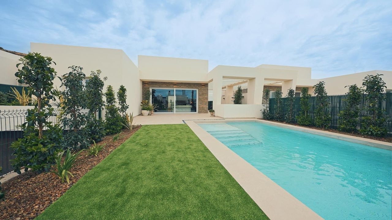 Villa in Algorfa, Spain, 134 m² - picture 1