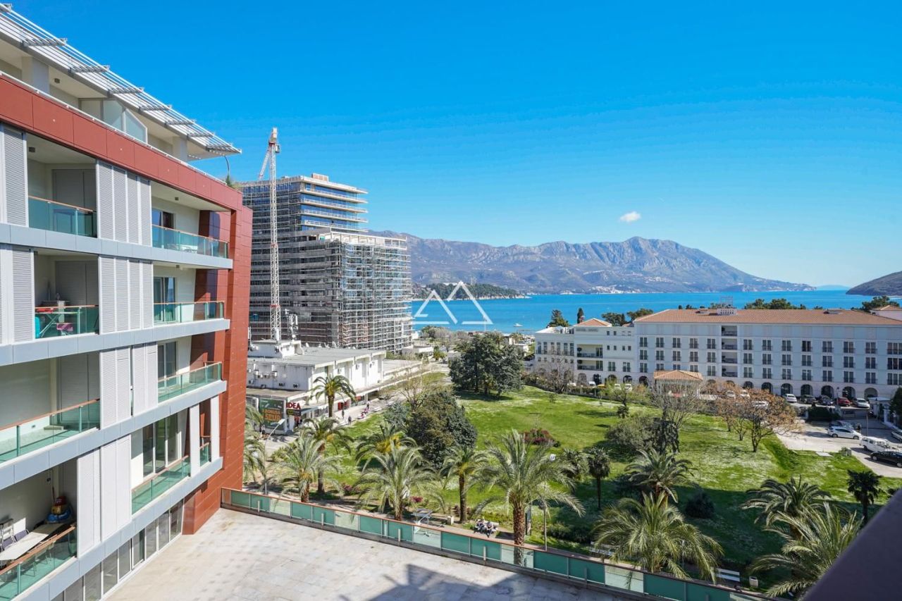 Apartamento en Budva, Montenegro, 94 m² - imagen 1