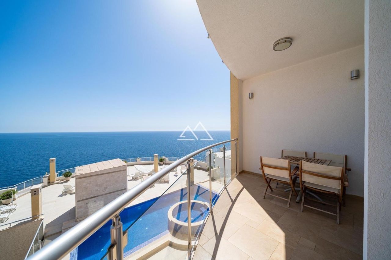 Apartment in Dobra Voda, Montenegro, 85 m² - picture 1