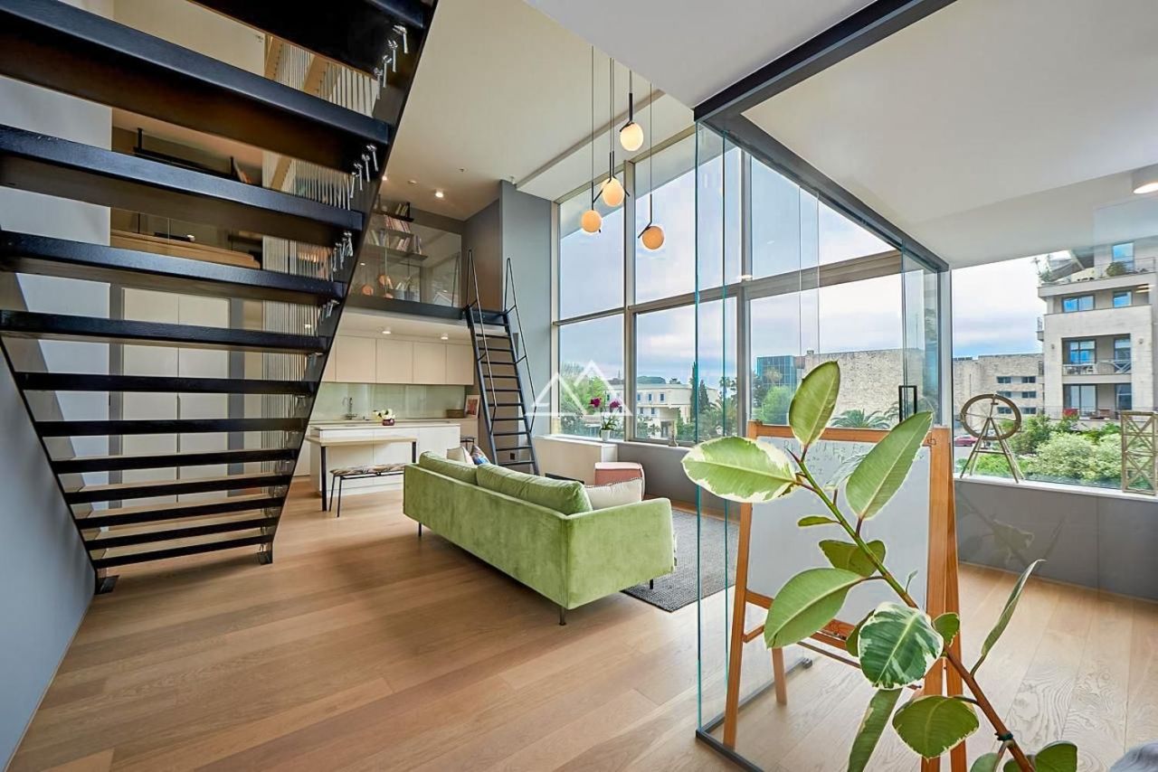 Apartamento en Budva, Montenegro, 100 m² - imagen 1