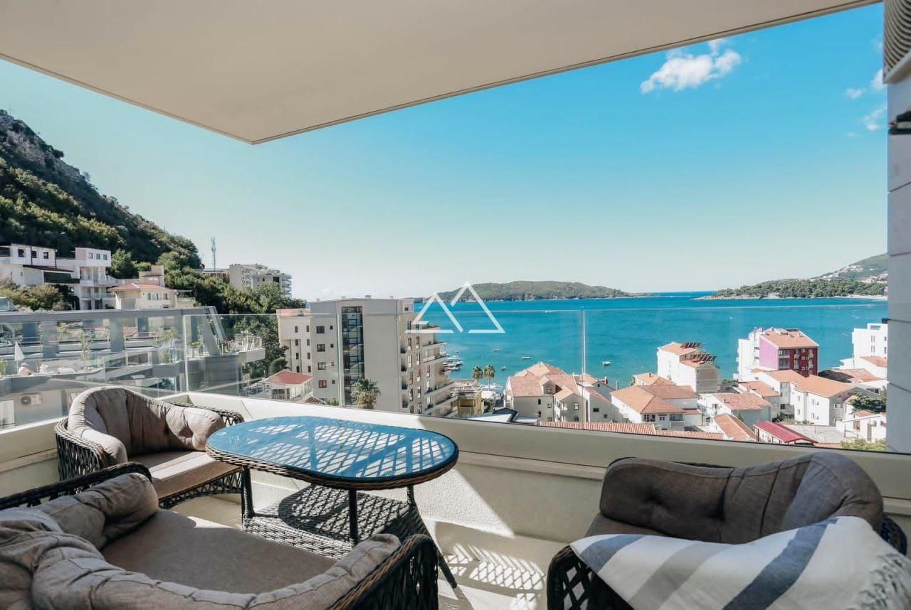 Apartamento en Rafailovici, Montenegro, 220 m² - imagen 1