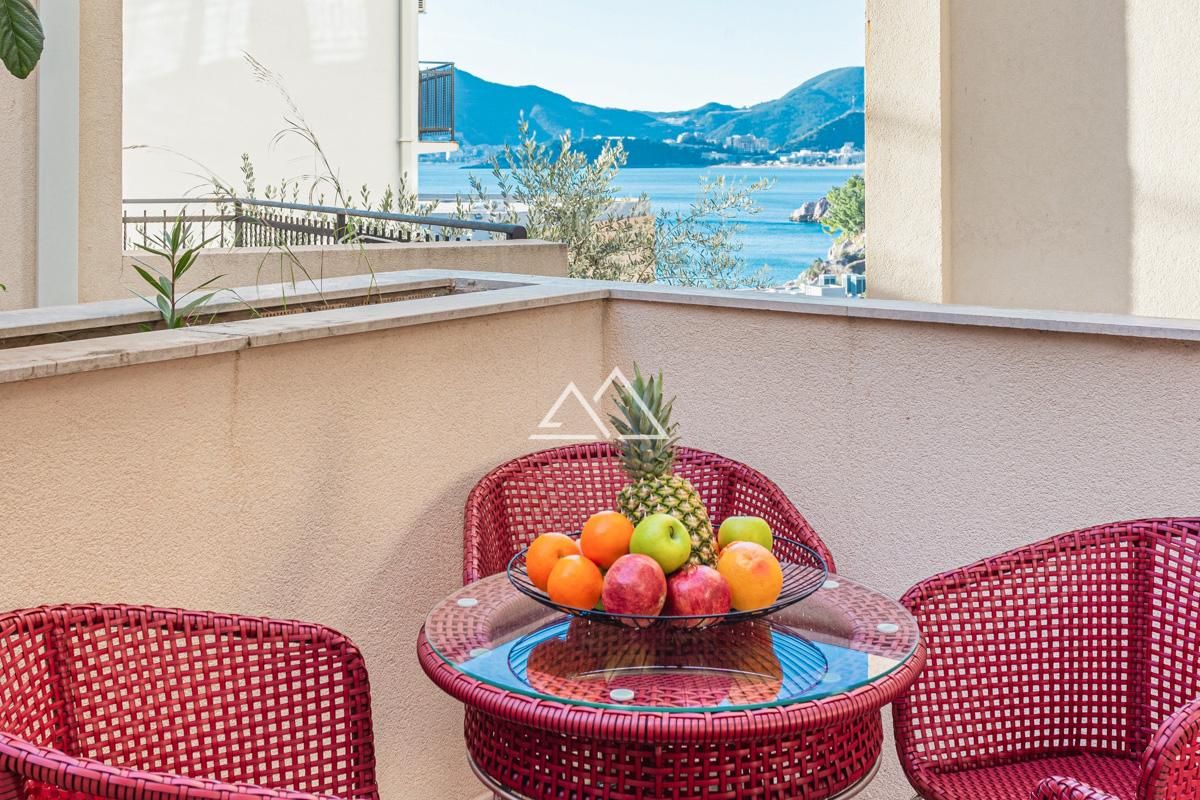 Apartment in Przno, Montenegro, 87 m² - Foto 1