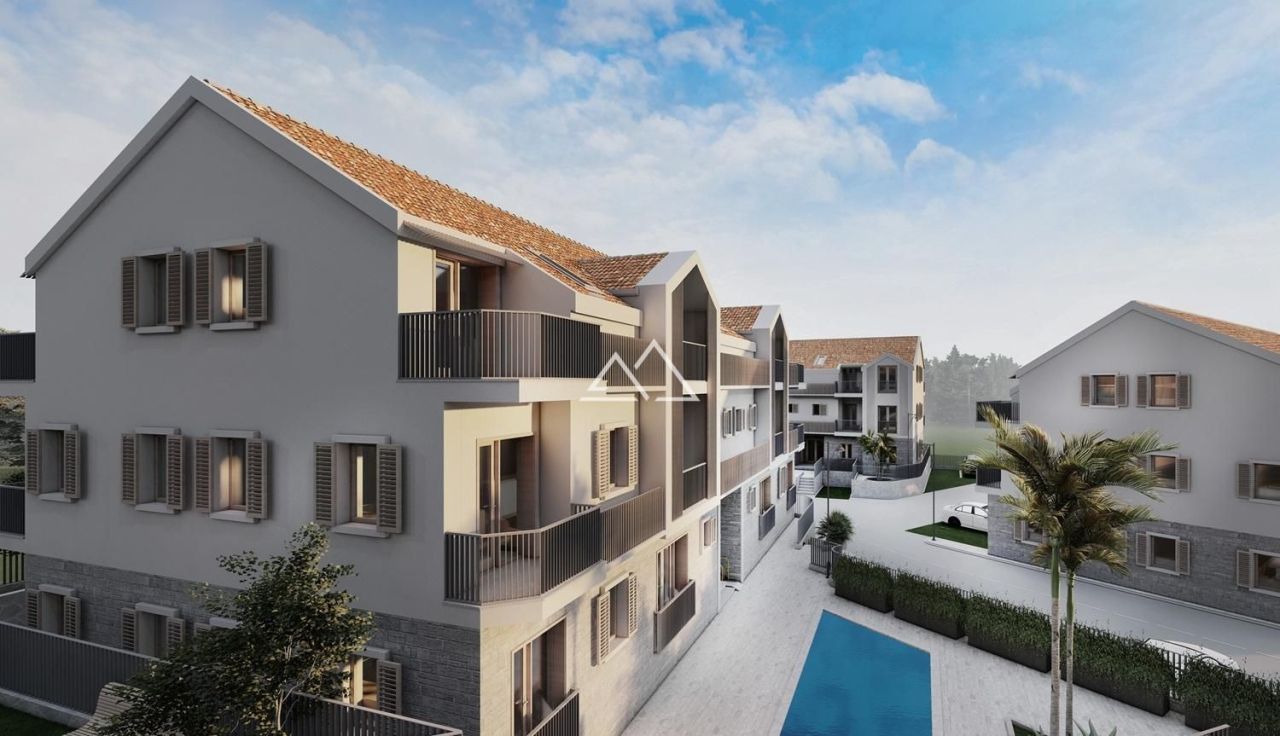 Appartement à Risan, Monténégro, 49 m² - image 1