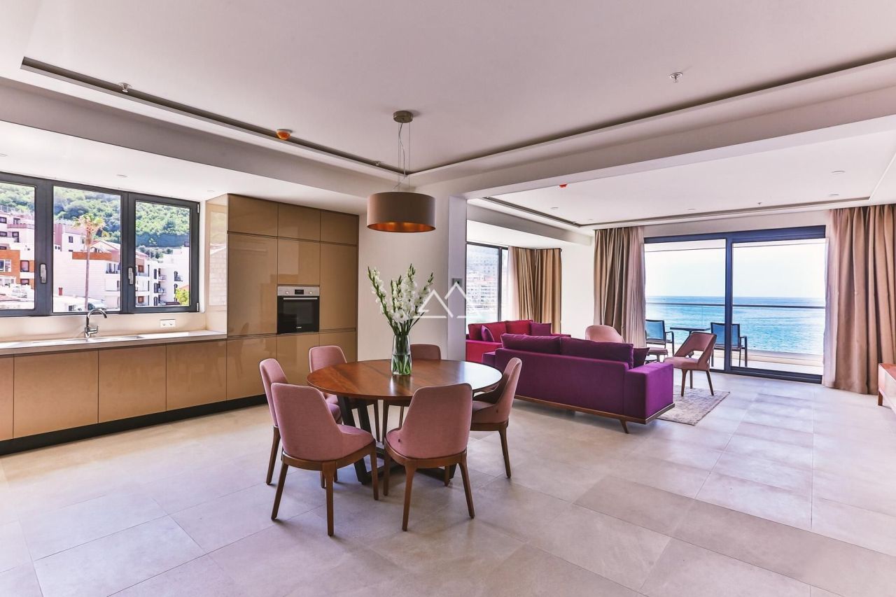 Apartment in Rafailovici, Montenegro, 136 m² - Foto 1