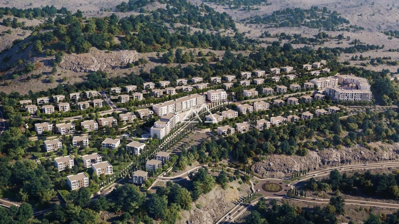 Villa in Podgorica, Montenegro, 435 m² - Foto 1