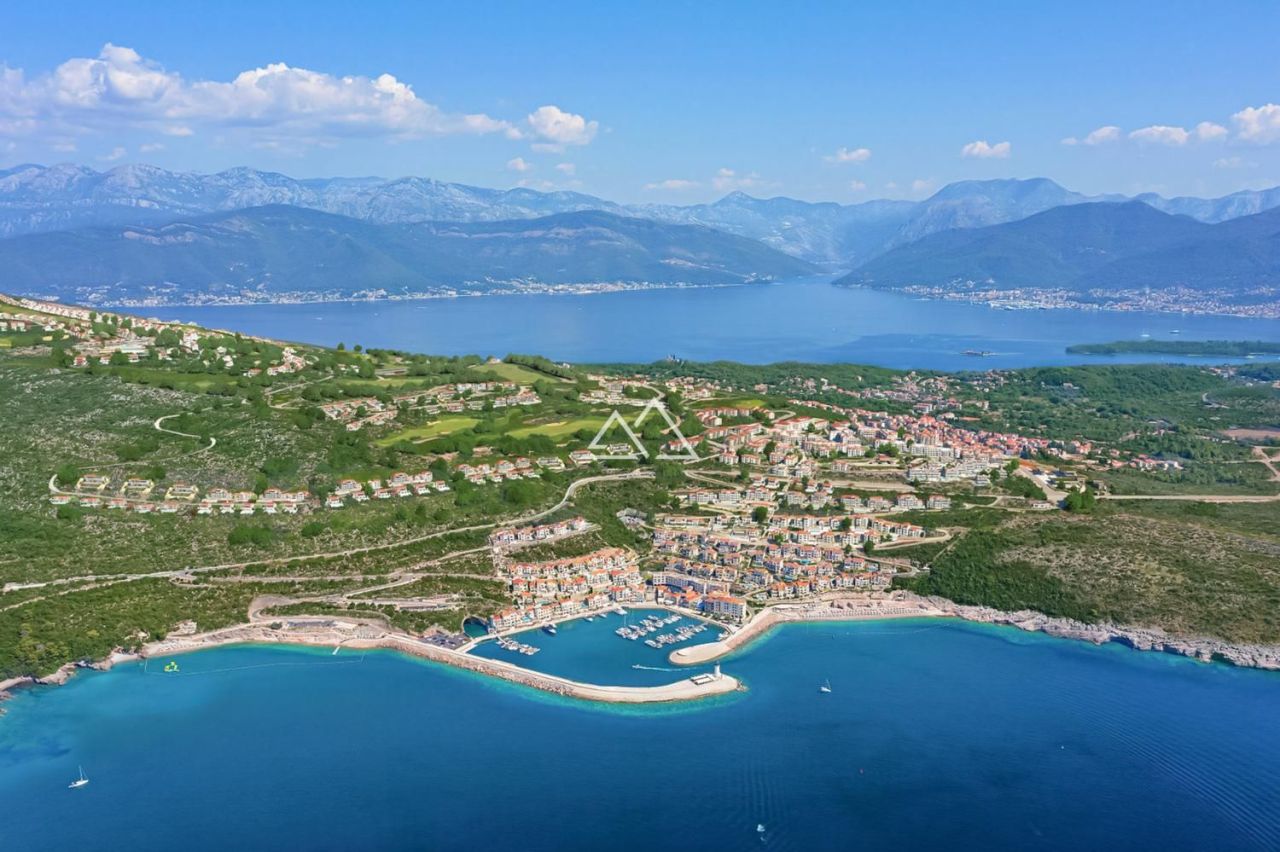 Wohnung in Halbinsel Luštica, Montenegro, 40 m² - Foto 1