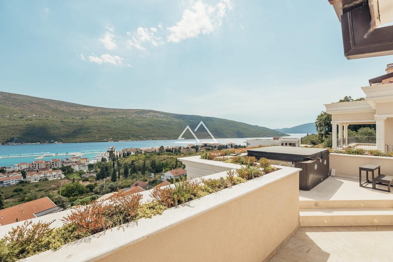 Wohnung in Denovici, Montenegro - Foto 1