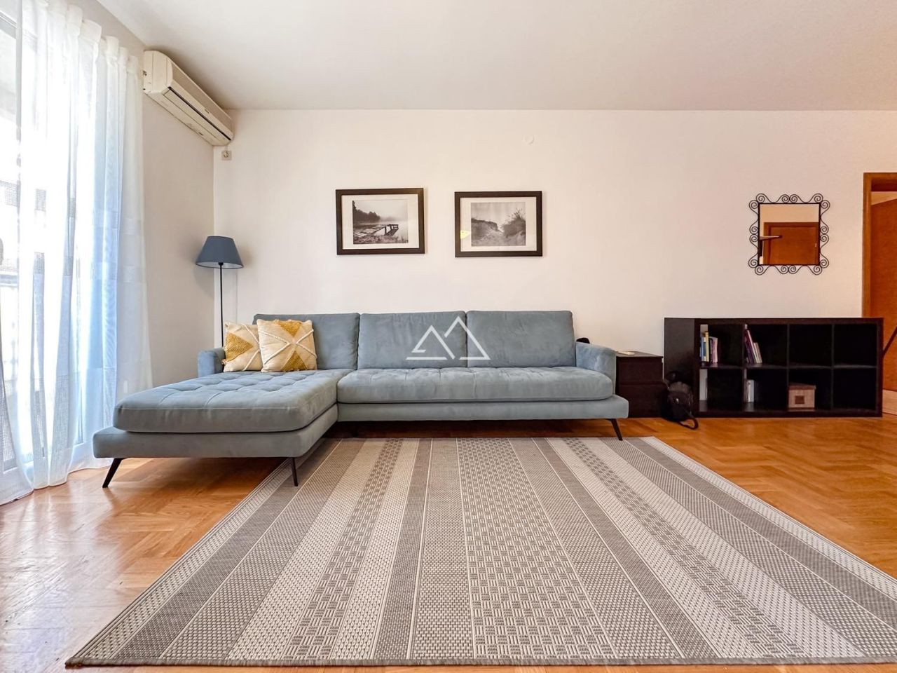 Apartamento en Petrovac, Montenegro, 90 m² - imagen 1