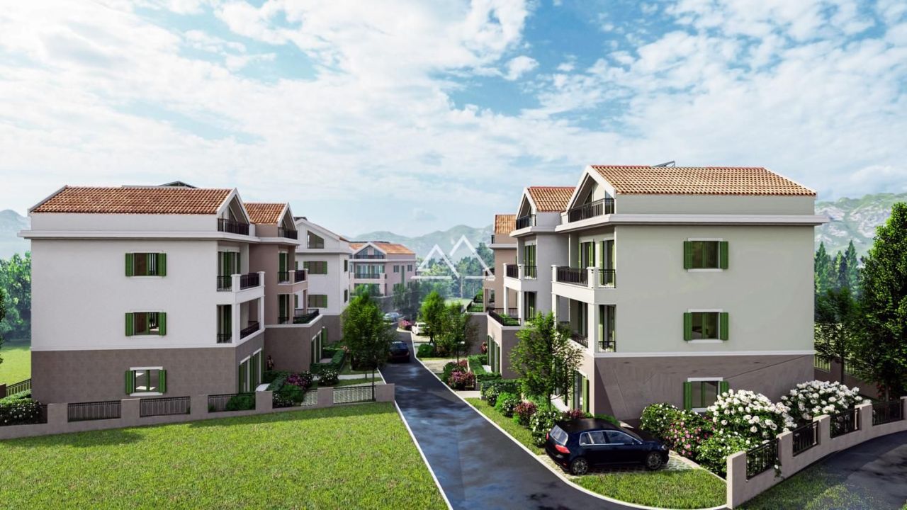 Apartment in Tivat, Montenegro, 76 m² - picture 2