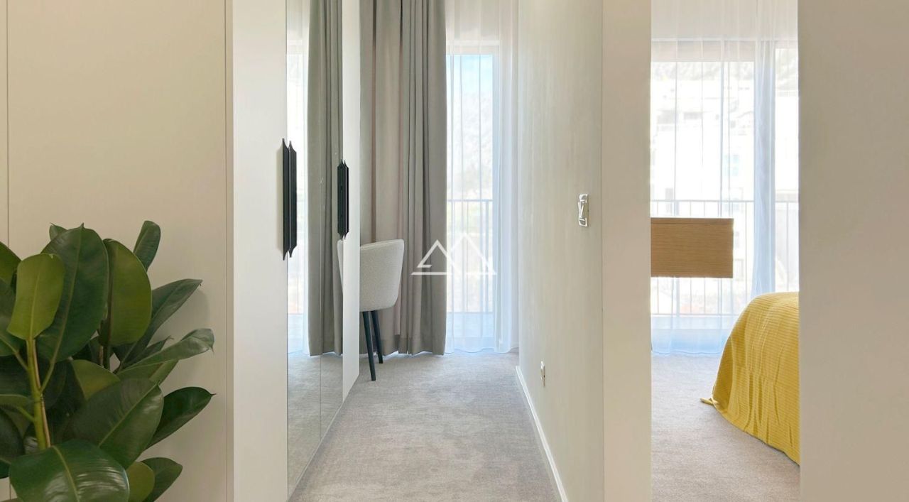 Appartement à Dobrota, Monténégro, 109 m² - image 2