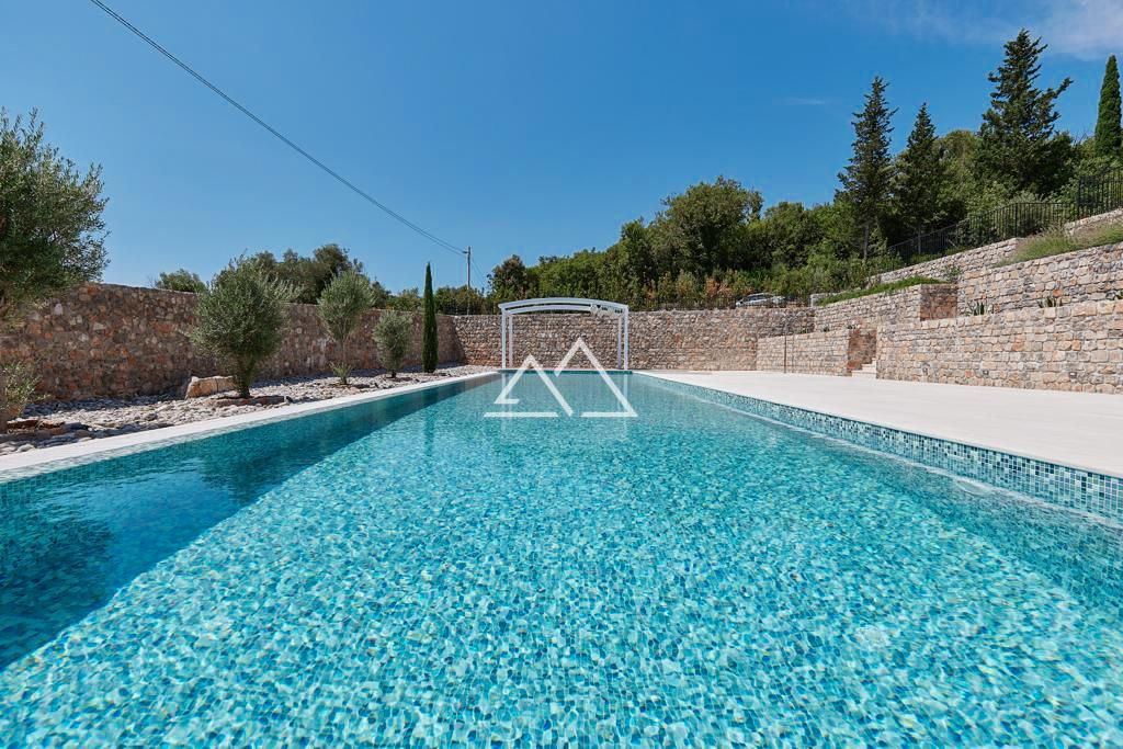 Villa en Luštica, Montenegro, 558 m² - imagen 2