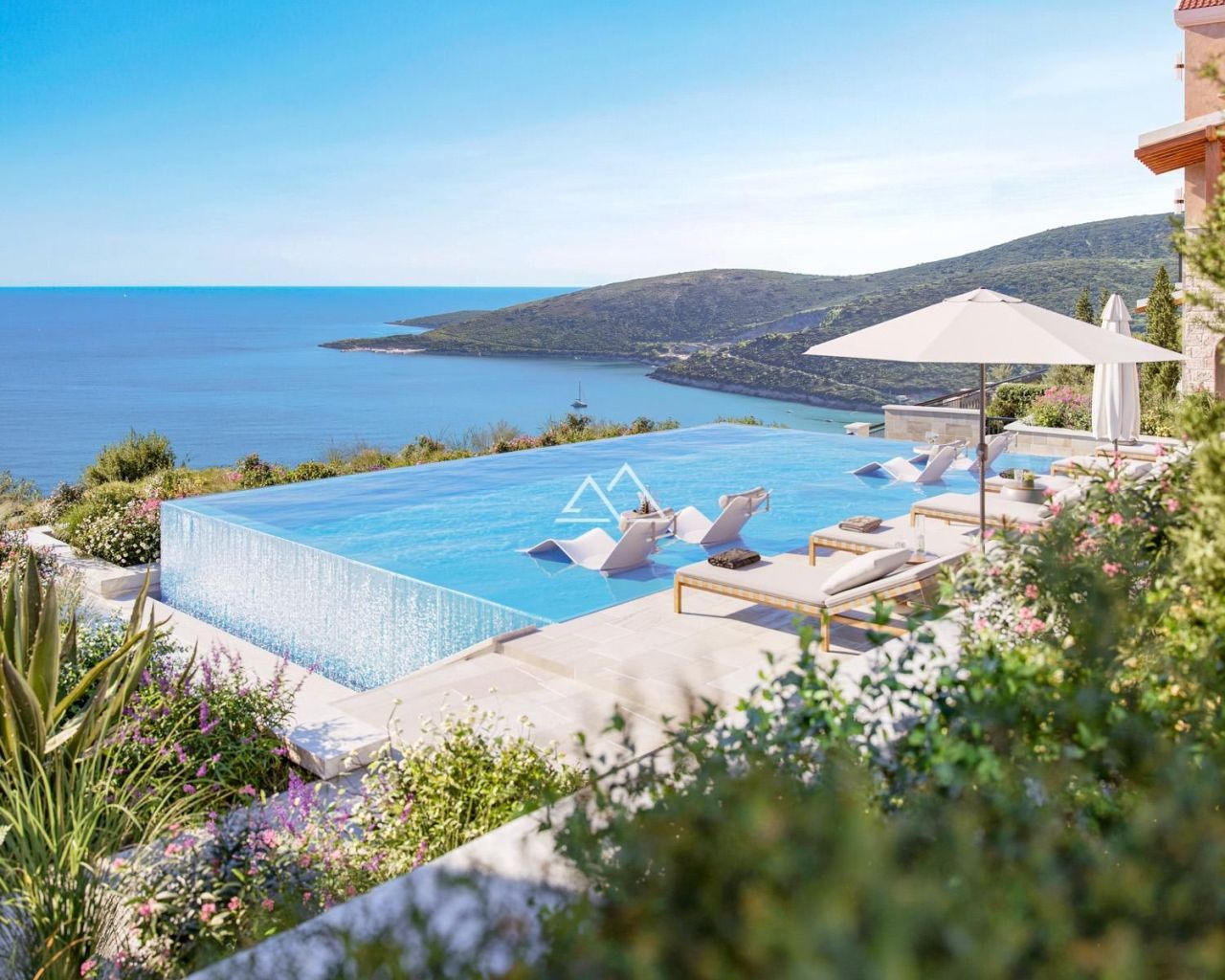 Apartment on Lustica peninsula, Montenegro, 135 m² - picture 2