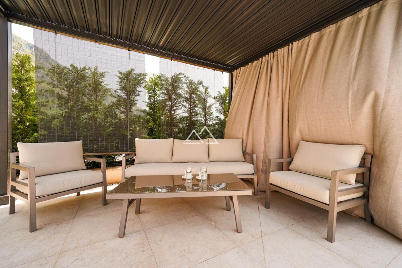 Villa in Rezevici, Montenegro, 223 m² - picture 3