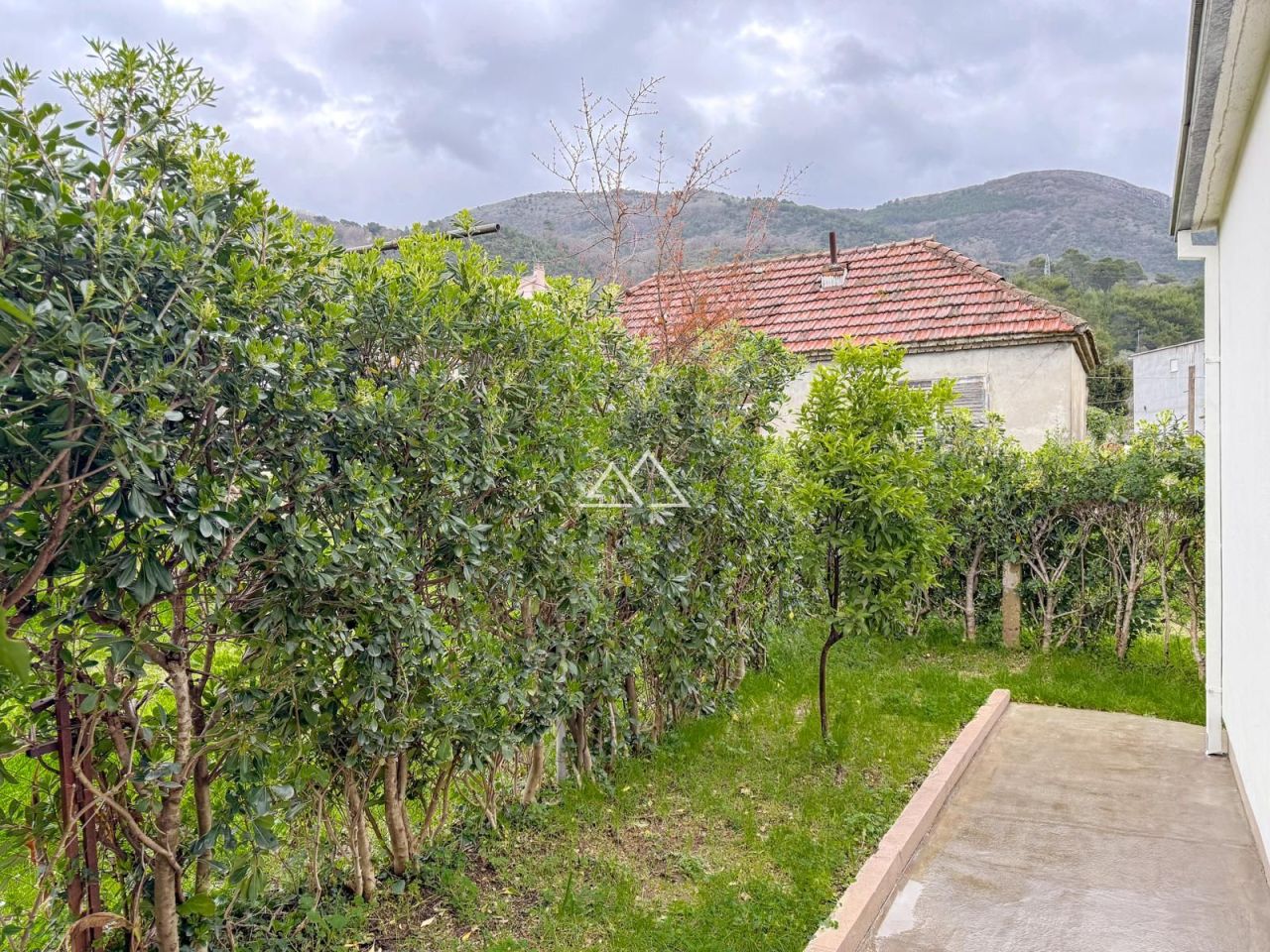 Villa a Tivat, Montenegro, 118 m² - foto 3