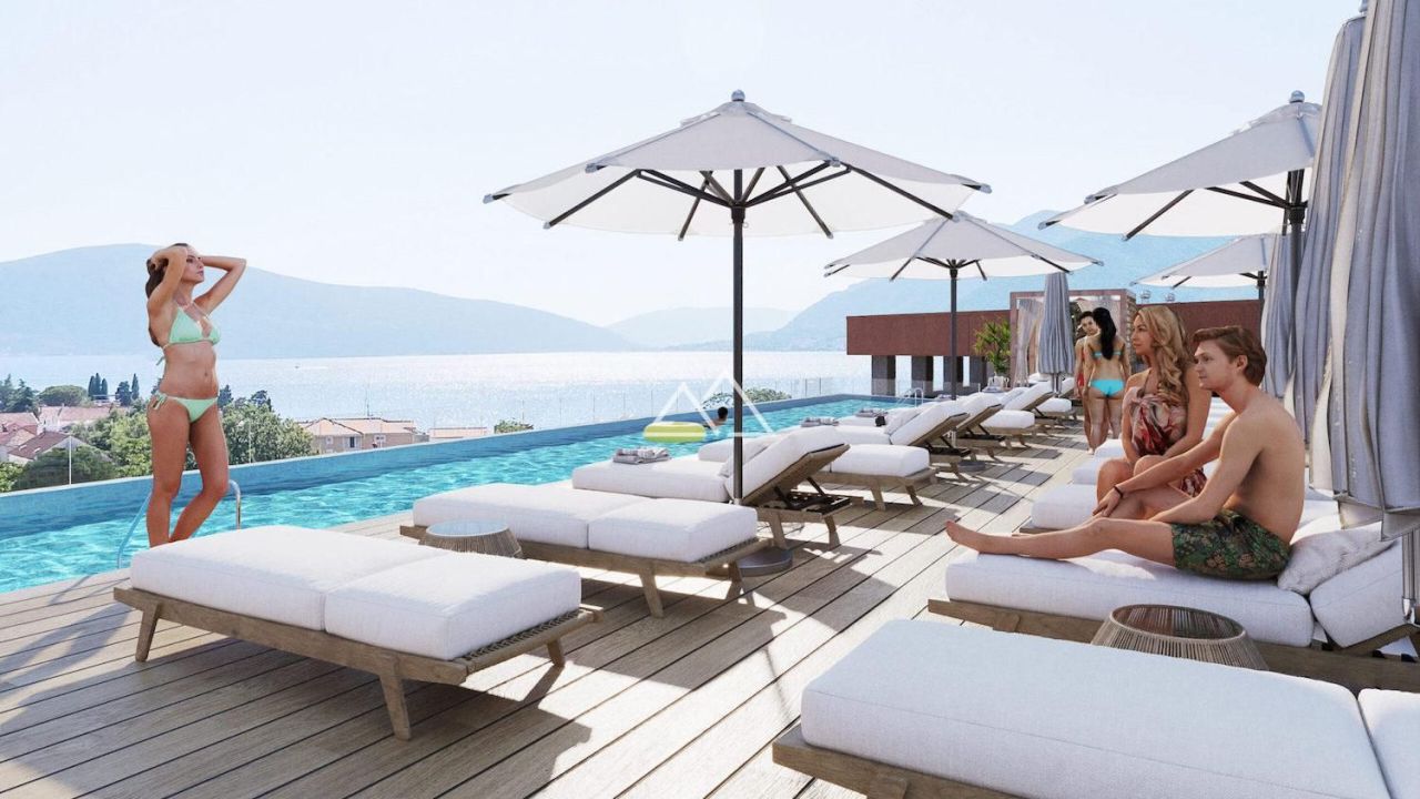 Apartment in Tivat, Montenegro, 153 m² - picture 4