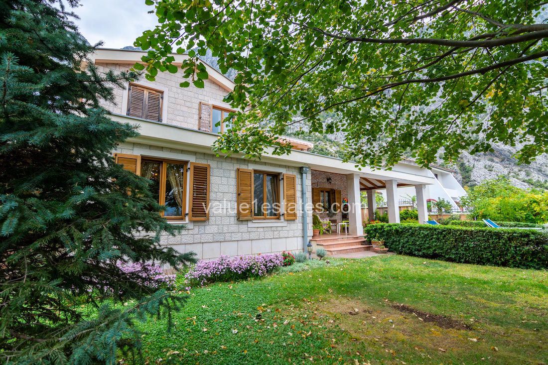 Villa à Orahovac, Monténégro, 303 m² - image 4