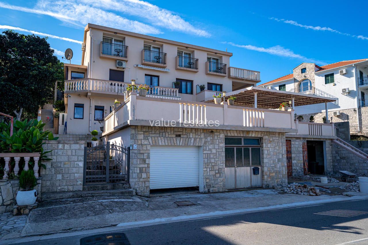 Proprietà commerciale a Đuraševići, Montenegro, 300 m² - foto 5