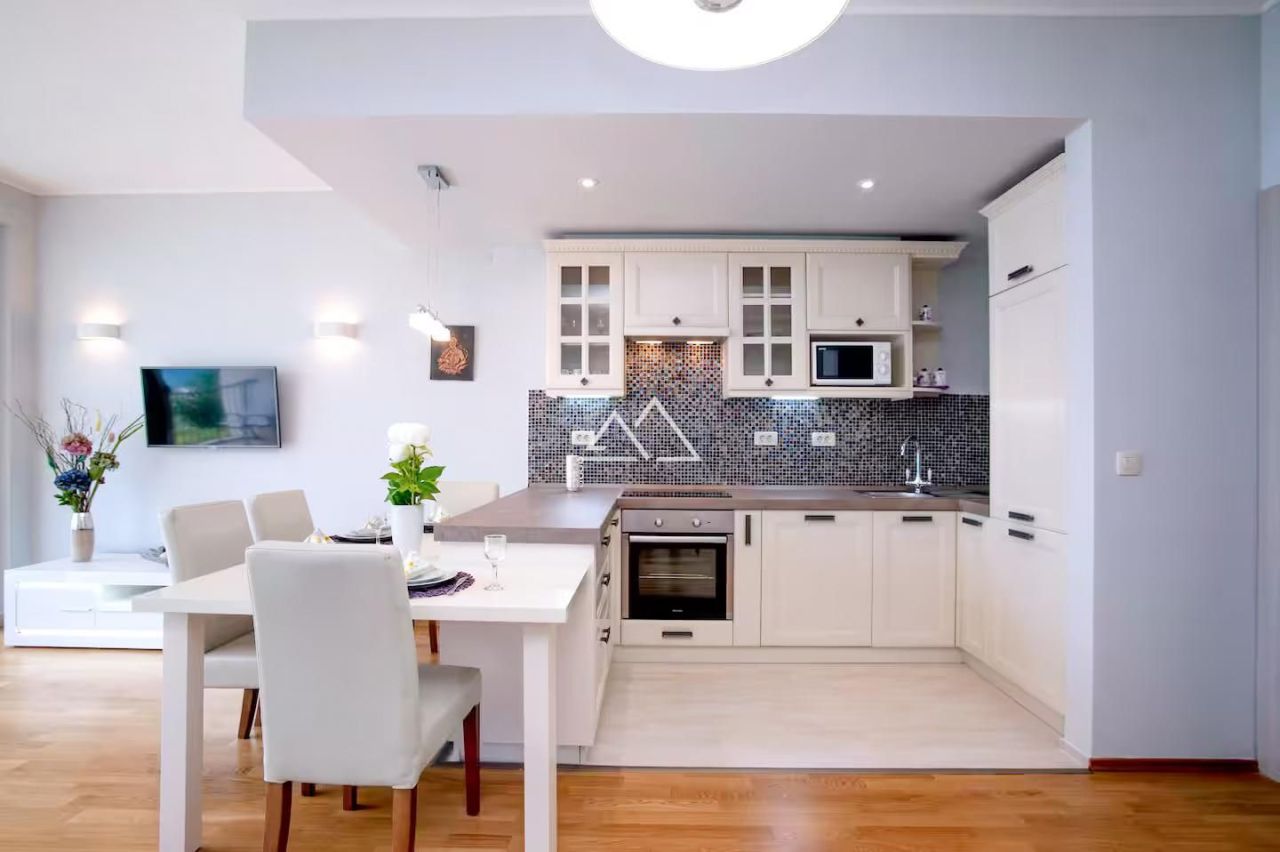 Apartment in Prcanj, Montenegro, 100 m² - picture 6