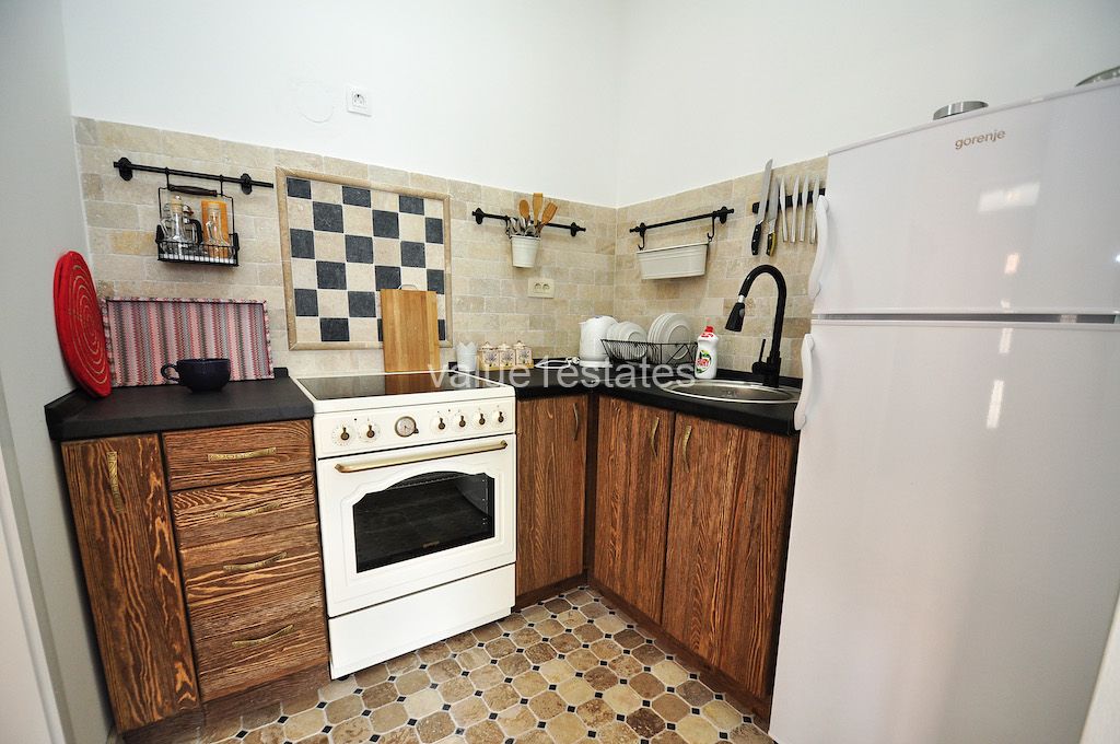 Apartment in Risan, Montenegro, 82 m² - picture 6