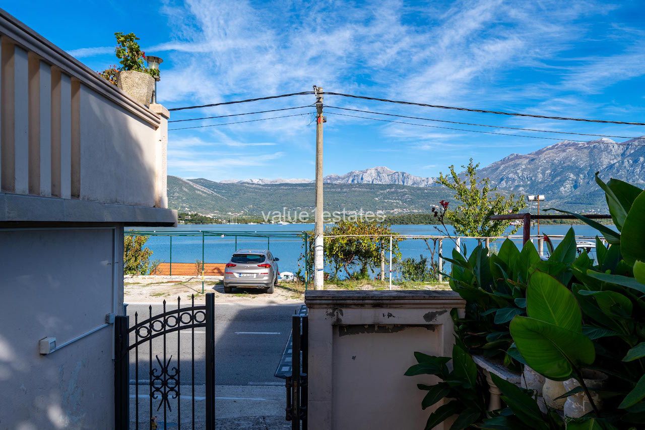 Proprietà commerciale a Đuraševići, Montenegro, 300 m² - foto 7