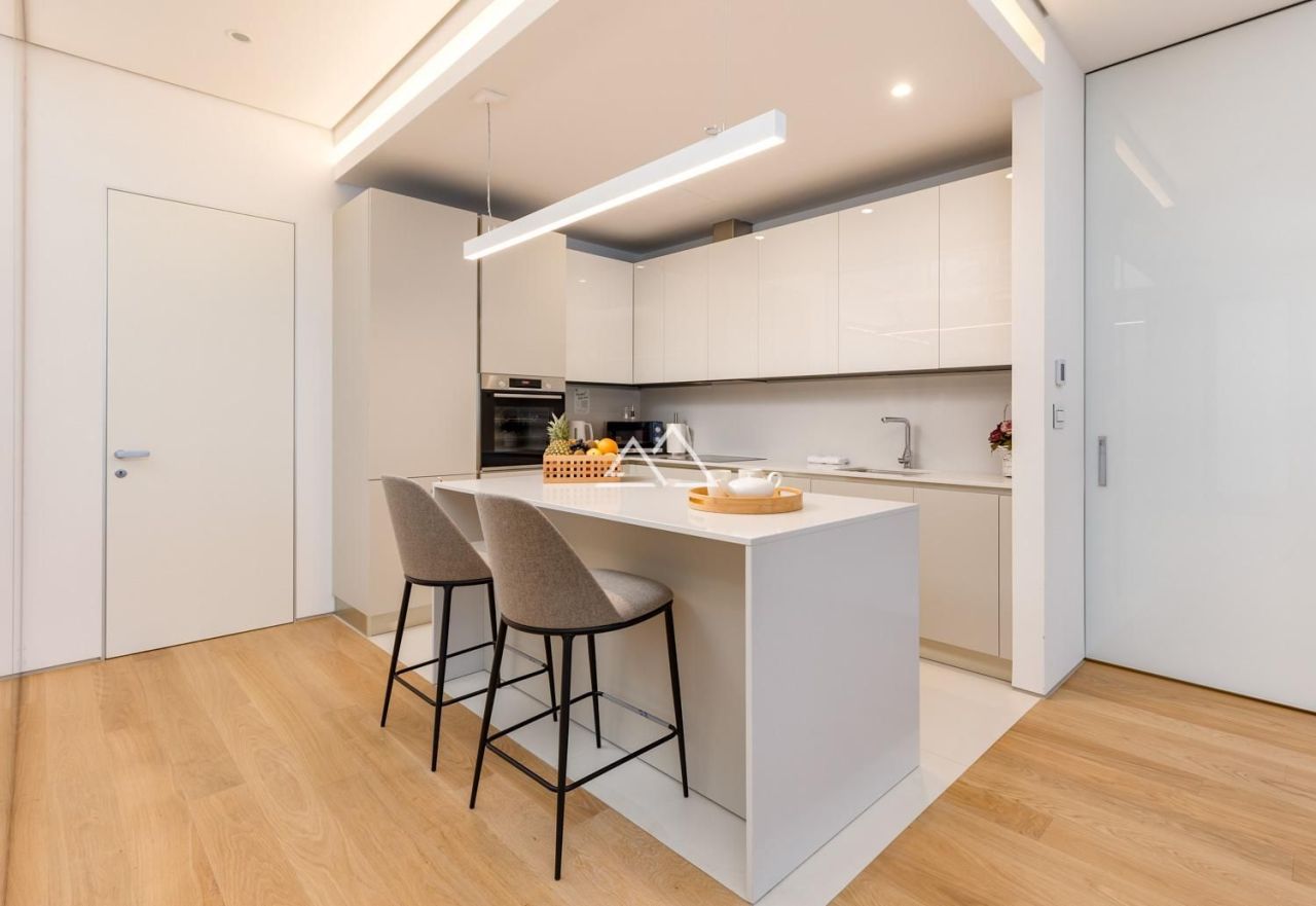 Apartment in Budva, Montenegro, 287 m² - picture 8