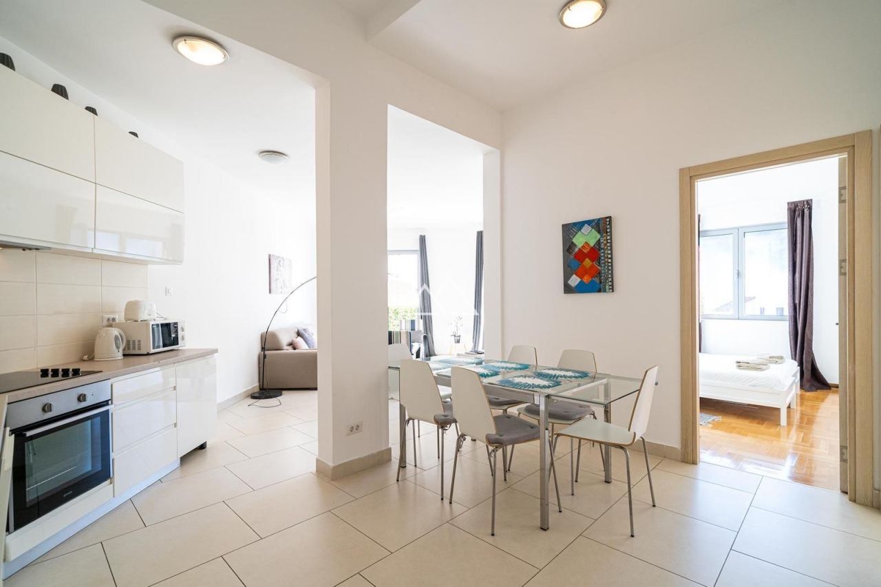 Appartamenti a Morinj, Montenegro, 84 m² - foto 8