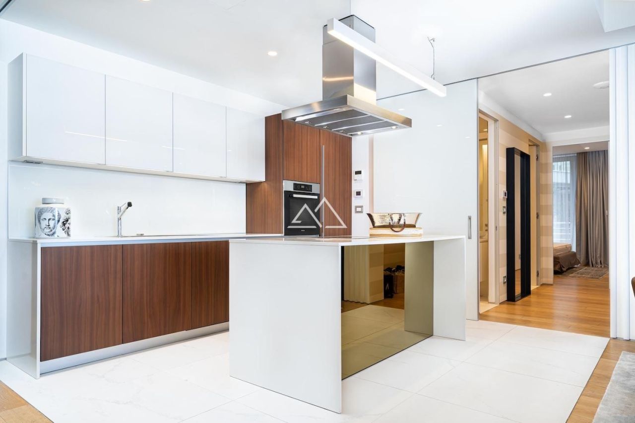 Apartamento en Budva, Montenegro, 420 m² - imagen 8