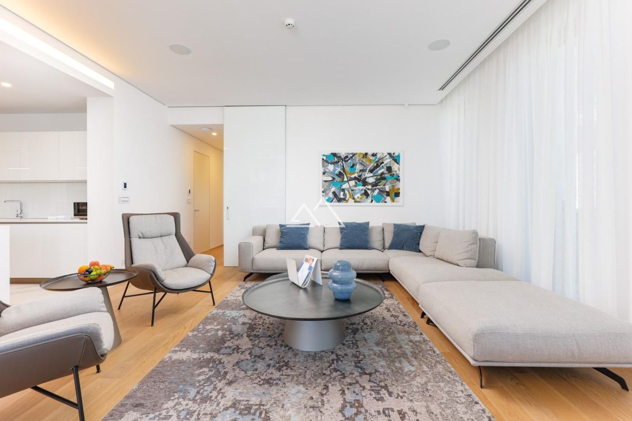 Apartment in Budva, Montenegro, 517 m² - picture 9