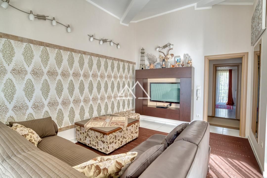 Apartment in Seoce, Montenegro, 75 m² - picture 9