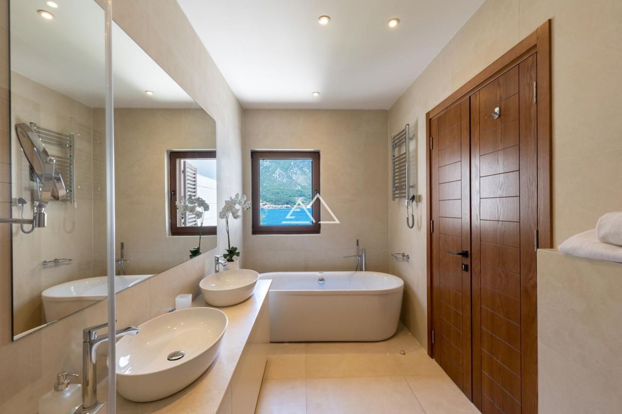 Villa a Dobrota, Montenegro, 193 m² - foto 10