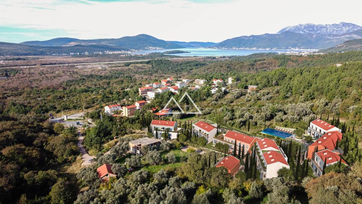 Apartment in Kotor, Montenegro, 83 m² - picture 10