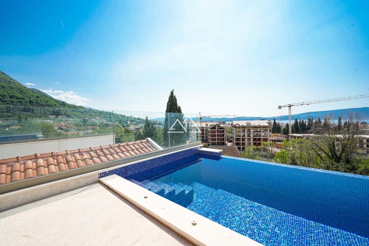 Villa in Tivat, Montenegro, 286 m² - Foto 10